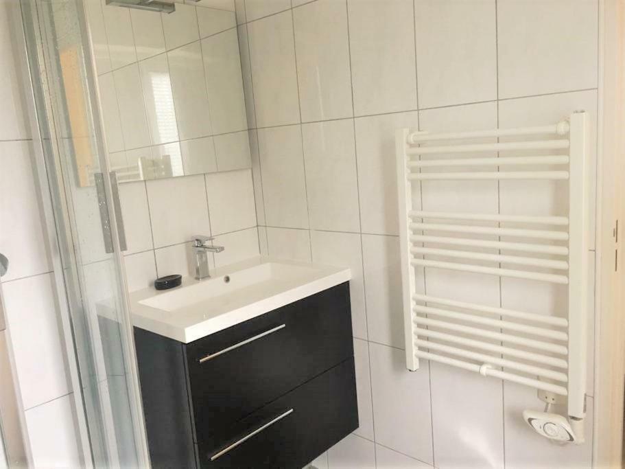 Cabourg Centre, Appartement Pour 4 Personnes A 100M De La Mer Luaran gambar
