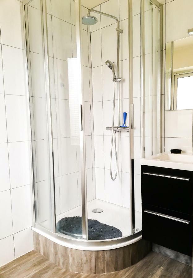 Cabourg Centre, Appartement Pour 4 Personnes A 100M De La Mer Luaran gambar
